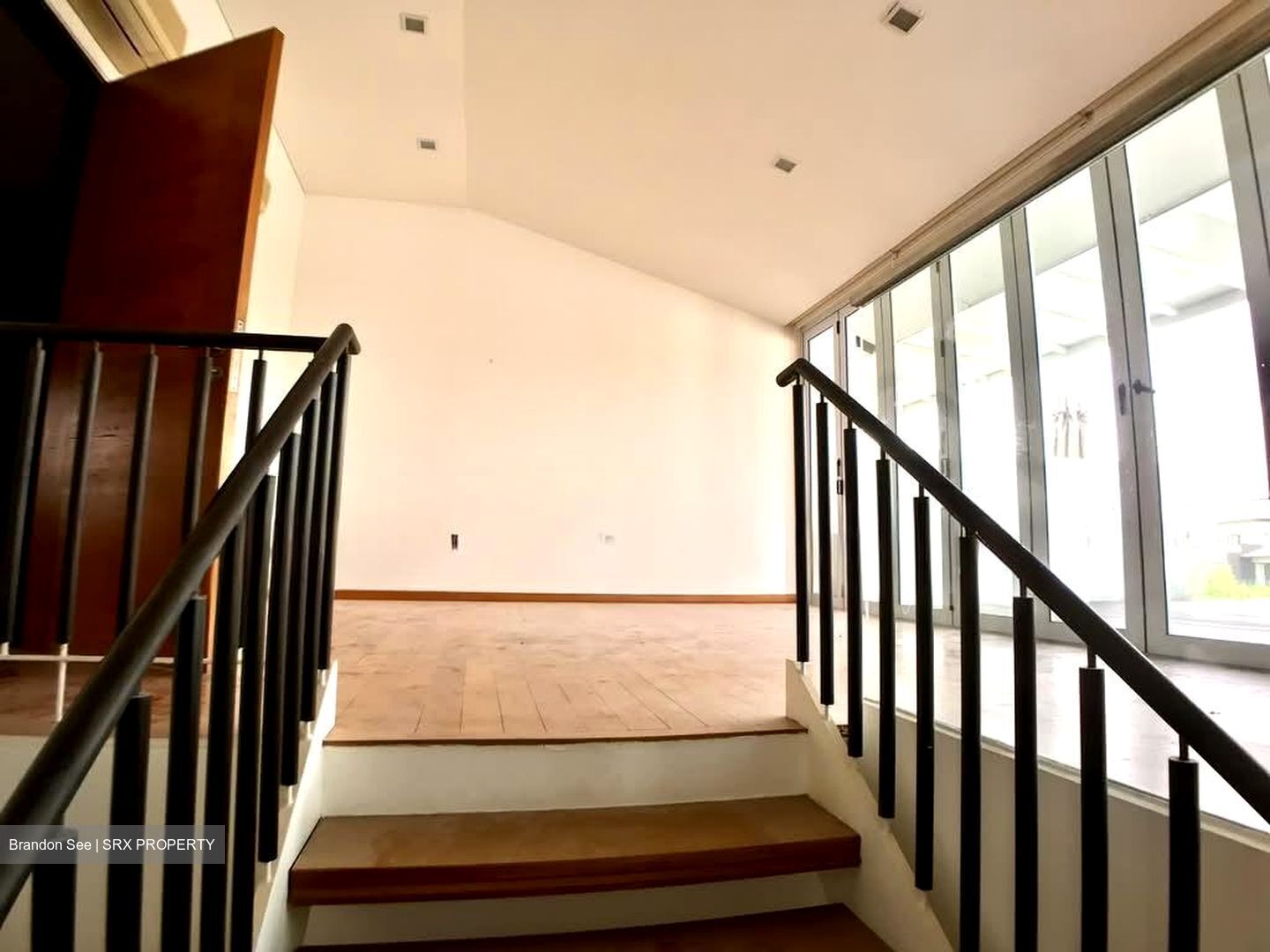 Ocean Drive (D4), Terrace #566231201